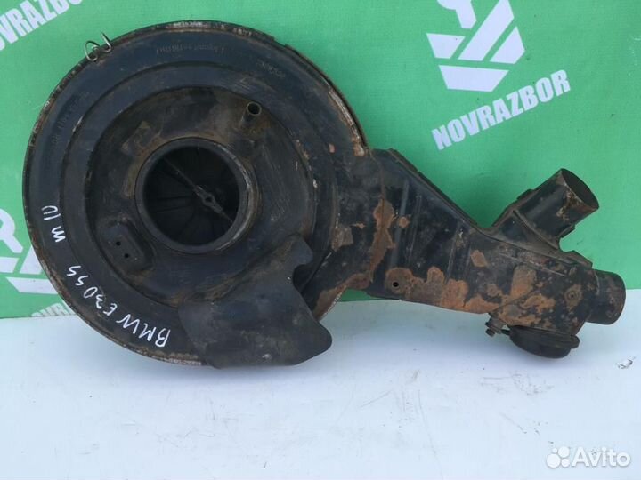 Корпус воздушного фильтра бмв Е30