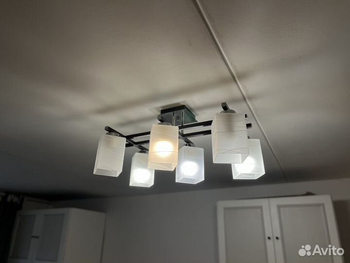 Люстра подвесная потолочная