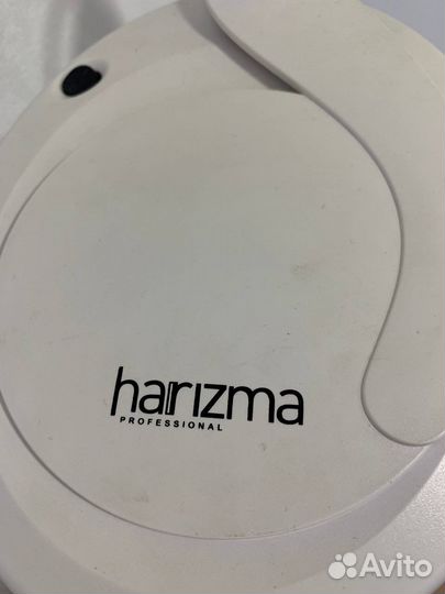 Стол стул лампа