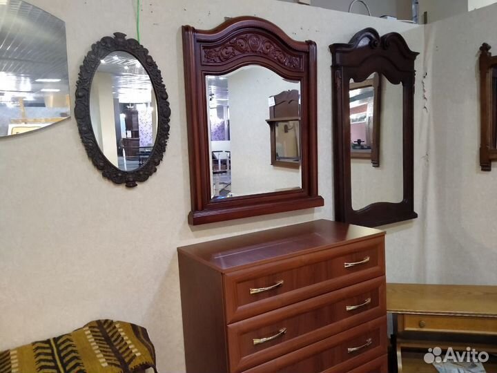 Зеркало настенное