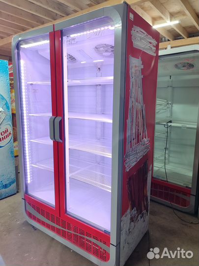 Холодильный шкаф двухдверный
