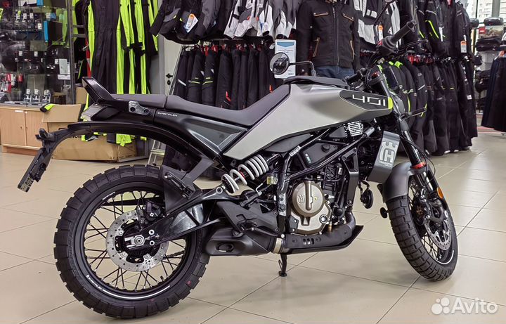 Мотоцикл Husqvarna Svartpilen 401 ABS 2024