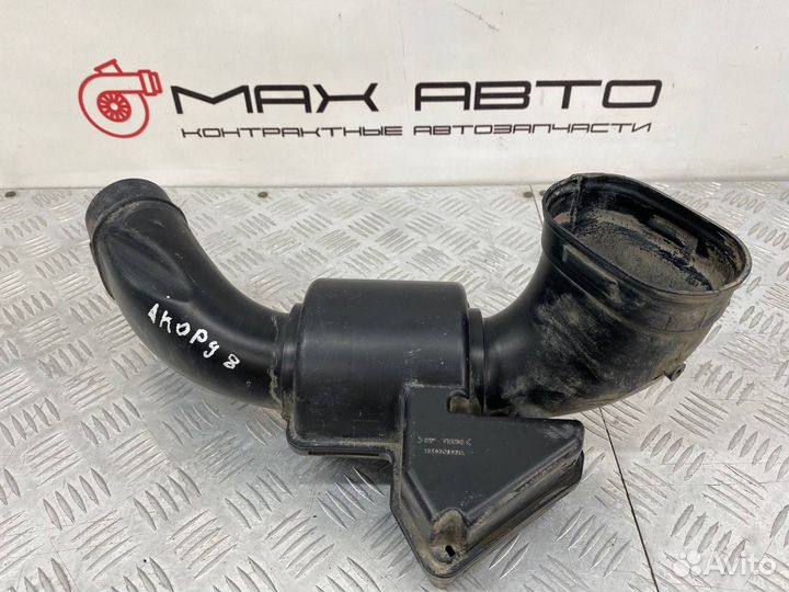Б/У воздухозаборник Honda Accord 8 CP1 K24Z 2.4Л