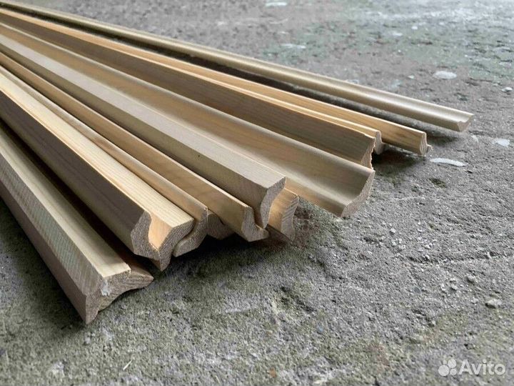 Плинтус гладкий сосна