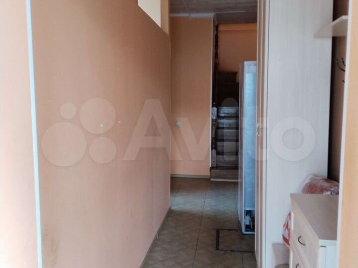 Комната 10 м² в 2-к., 1/2 эт.