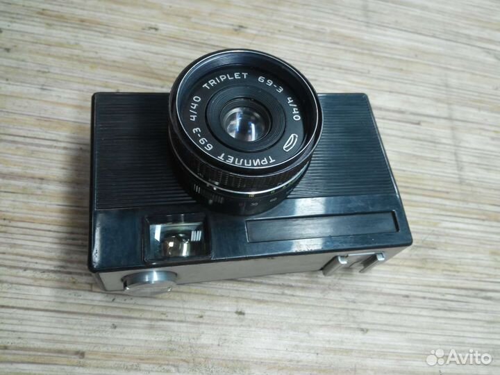 Фотоаппараты и каска