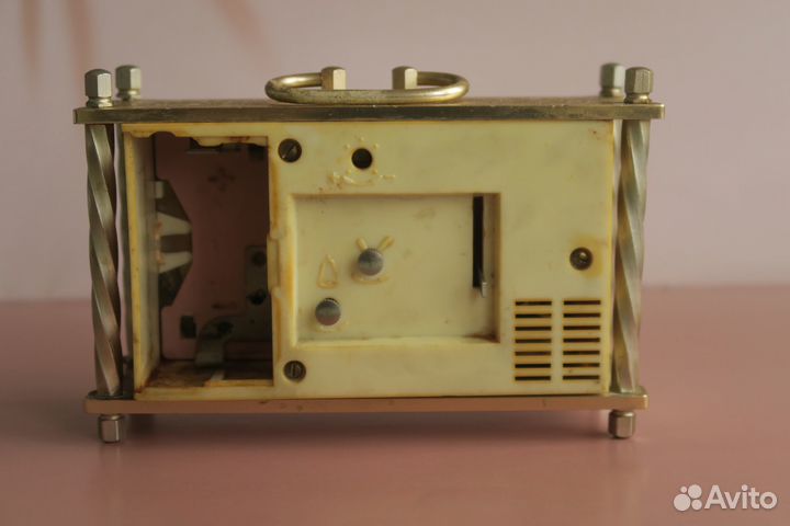 Часы будильник Слава СССР
