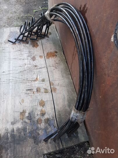 Зуб грабельный