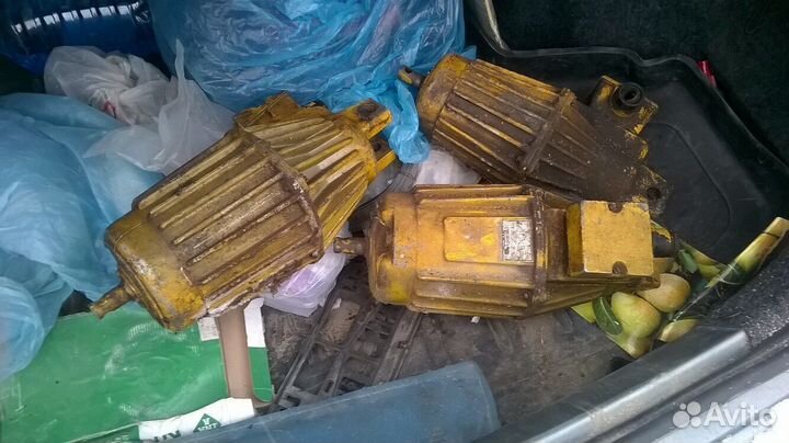 Редуктор червячный 1ч-200 SF68)