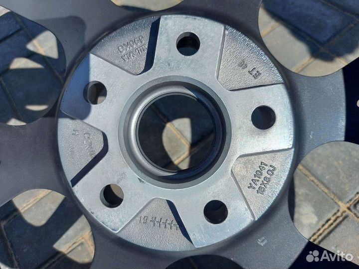 Литье диски r18 5x114 3