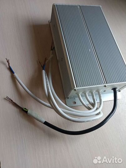 Блок питания для светодиодной ленты