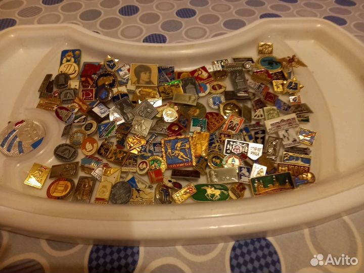 Коллекция значков СССР