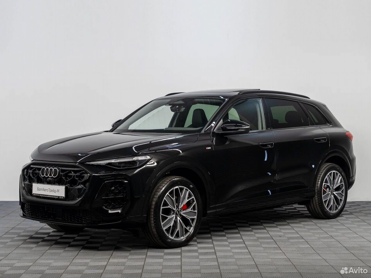 Audi Q5L 2.0 AMT, 2026