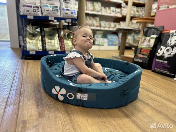 Лежанки для крупных собак и кошек