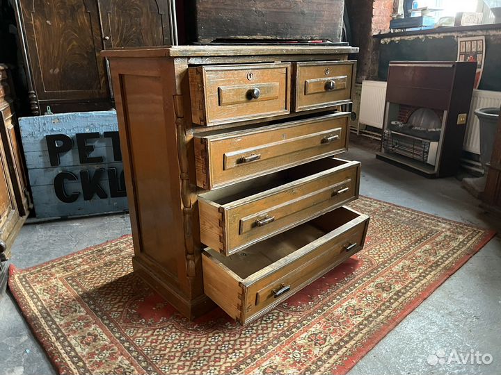 Комод старинный