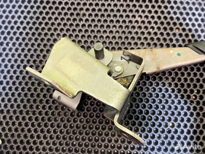 Ручник Citroen C4 2010г. хэтч