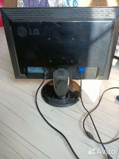 Монитор lg flatron L222WS