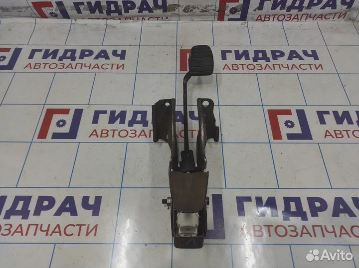 Педаль тормоза Renault Logan 2 465013221R
