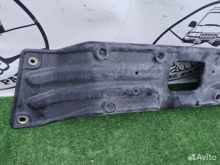 Защита двигателя Toyota Land Cruiser HDJ81 1HD-FT