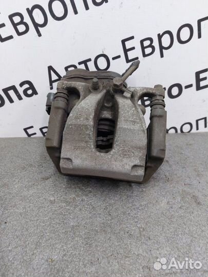 Суппорт задний левый Land Rover Range Rover Sport