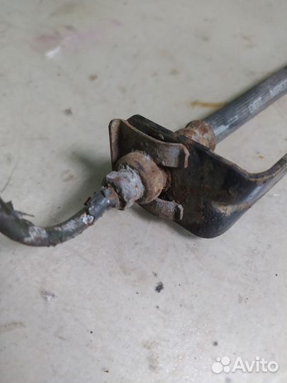 Трубка тормозная задняя правая Mitsubishi