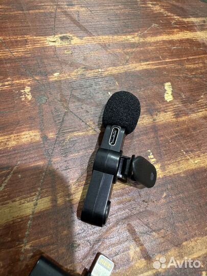 Беспроводной петличный микрофон iPhone