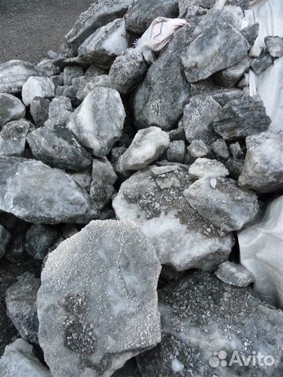 Соль лизунец для диких животных