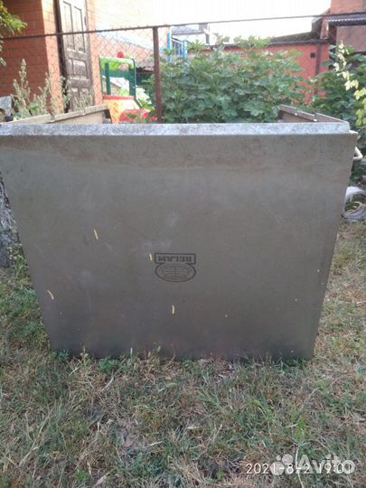 Емкость из пищевой нержавеющей стали