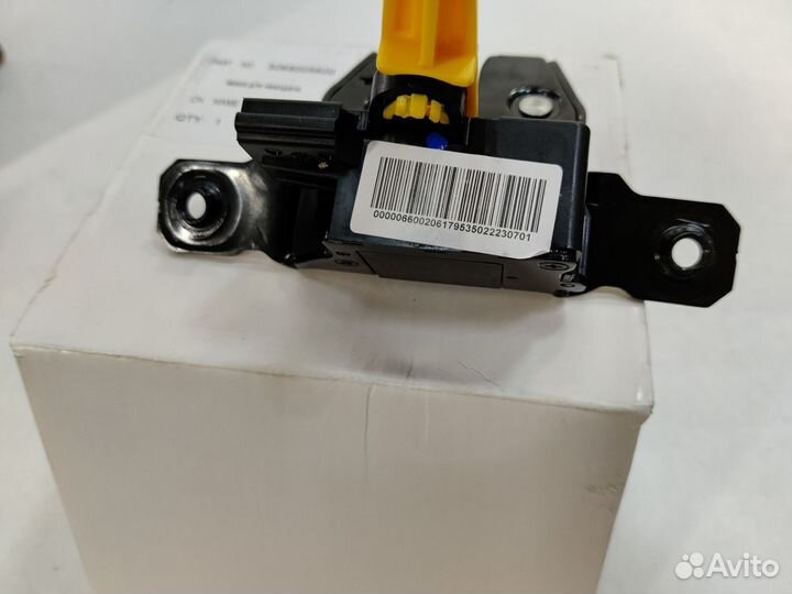 Замок крышки багажника Geely Coolray