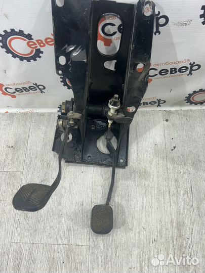 Педальный узел Ваз 2107