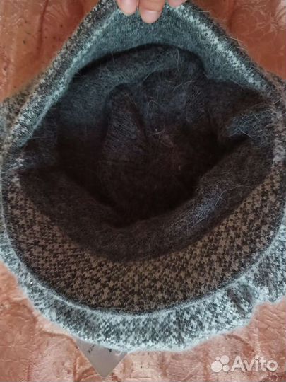 Берет женский из ангорки