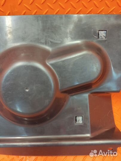 Накладка Mitsubishi Pajero Sport джип/KS0W 4N15