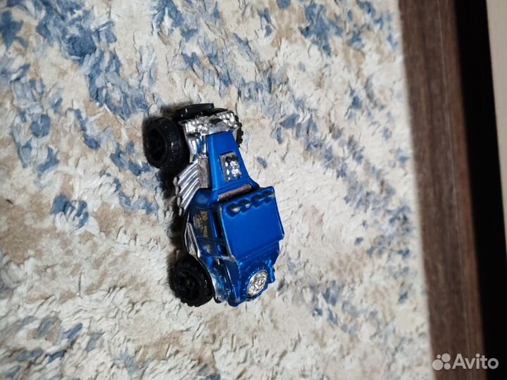 Hot wheels машинки