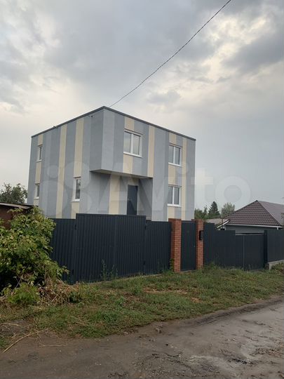 Коттедж 215,5 м² на участке 6,5 сот.