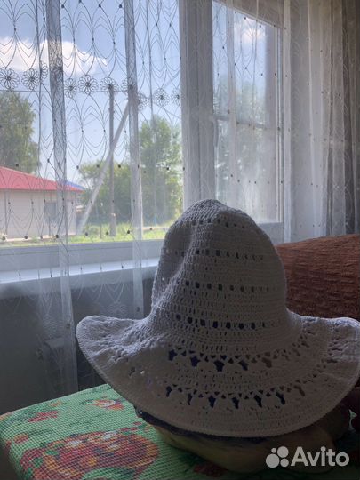 Шляпа вязаная