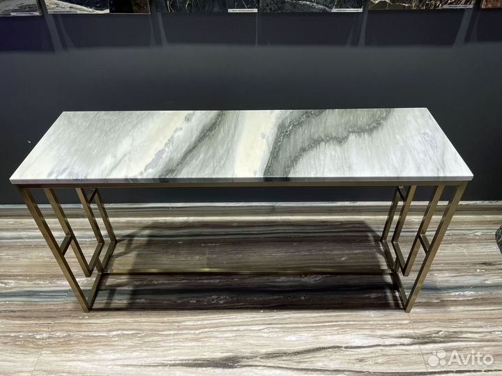 Консоль из нержавеющей стали и натурального камня