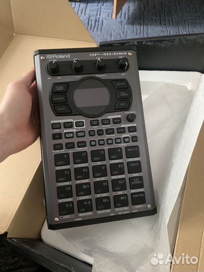 Roland sp 404 mk2