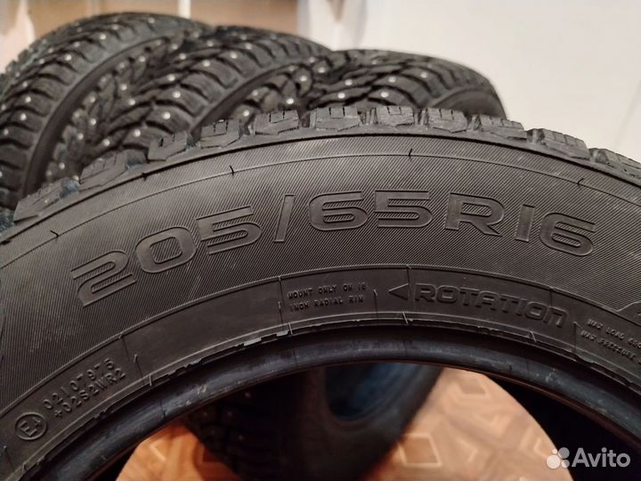 Nokian Tyres Hakkapeliitta 9 205/65 R16 95T