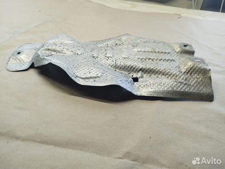 Защита выпускного коллектора Kia K5 L4NA 2014