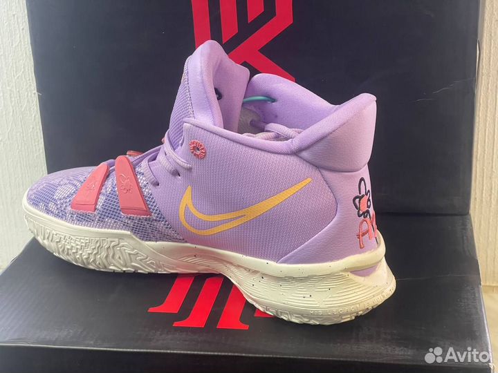 Nike Kyrie 7 EP 'Daughters' Z