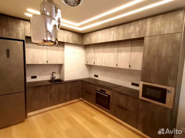 Кухня угловая на заказ.мдф фасады