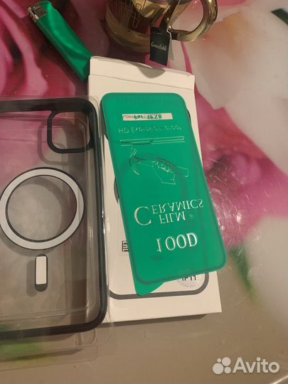 Чехол на iPhone 11