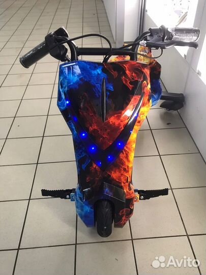 Электро Дрифт карт (дрифт трайк)