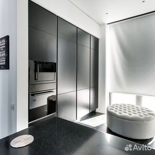 Угловой кухонный гарнитур современный