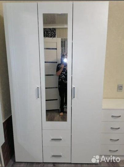Шкаф новый