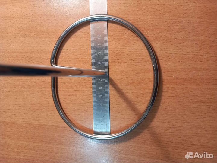 Держатели для головных уборов