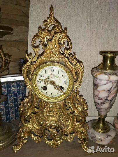 Каминные часы с боем