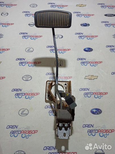 Педаль тормоза Kia Cerato 2 1.6 G4FC 2011