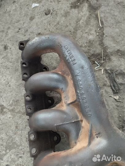 Коллектор выпускной Volkswagen Passat B5