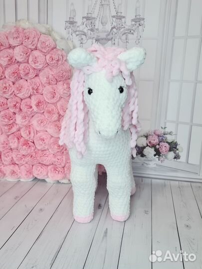 Лошадка,мягкая вязаная игрушка